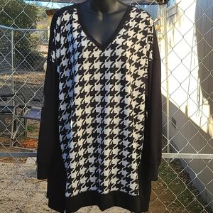 French Laundry Houndstooth Pattern Sweater